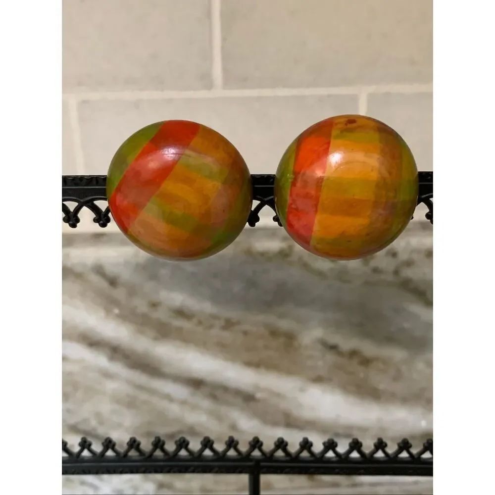 Vintage Earrings Wooden Plaid Marble Spring Clip earrings #fall
